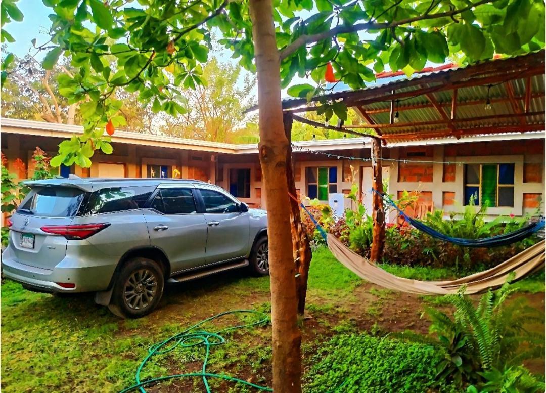 Rustic House Hostel Moyogalpa Ngoại thất bức ảnh