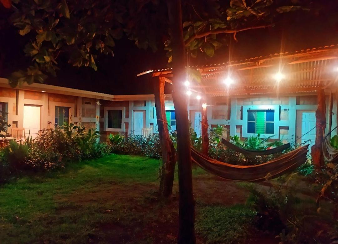 Rustic House Hostel Moyogalpa Ngoại thất bức ảnh