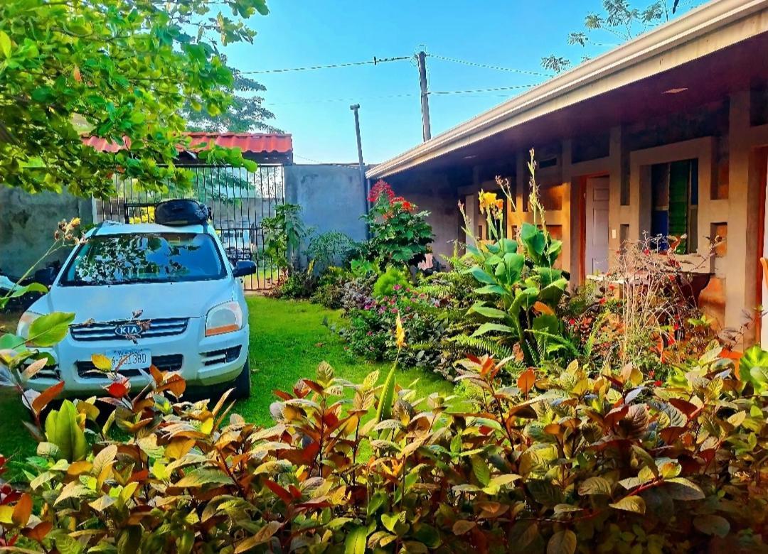 Rustic House Hostel Moyogalpa Ngoại thất bức ảnh