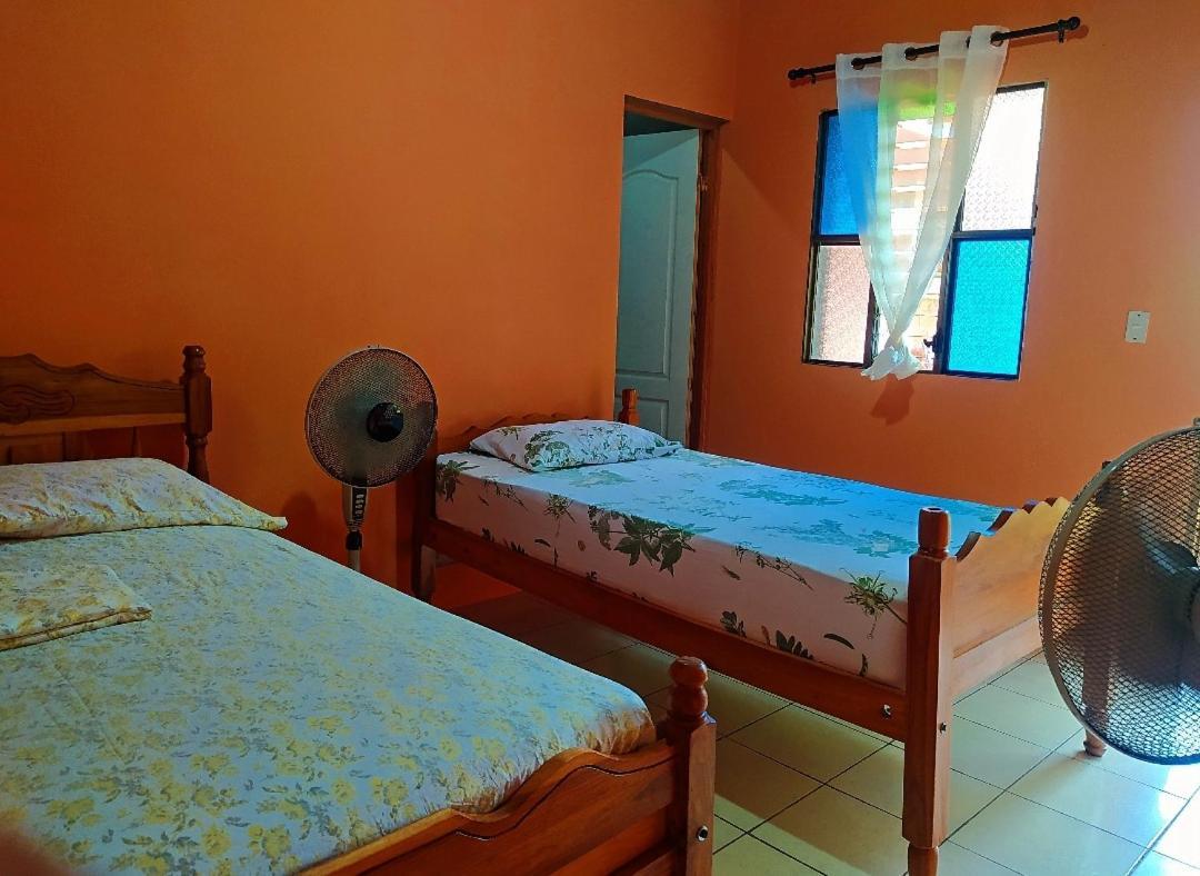 Rustic House Hostel Moyogalpa Ngoại thất bức ảnh