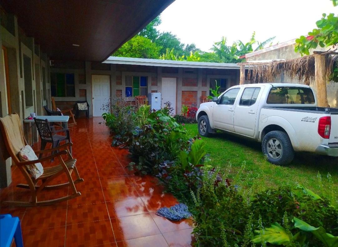 Rustic House Hostel Moyogalpa Ngoại thất bức ảnh