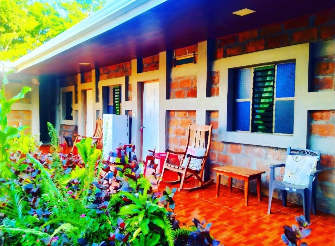 Rustic House Hostel Moyogalpa Ngoại thất bức ảnh